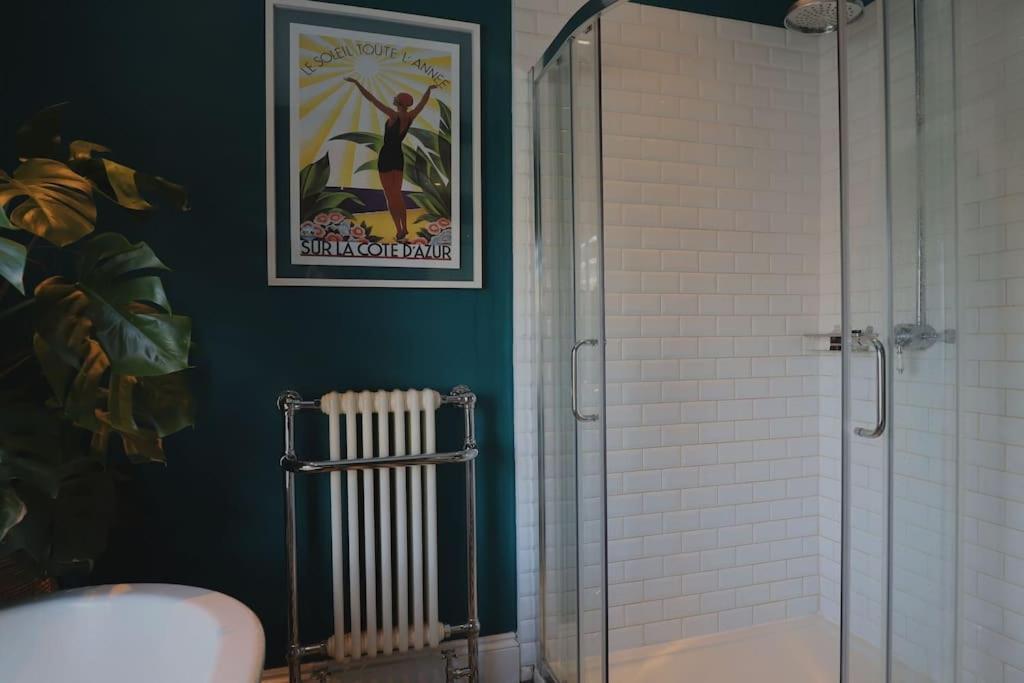 Stylish Townhouse 15 Mins To Laines & Seafront Villa Brighton Екстериор снимка