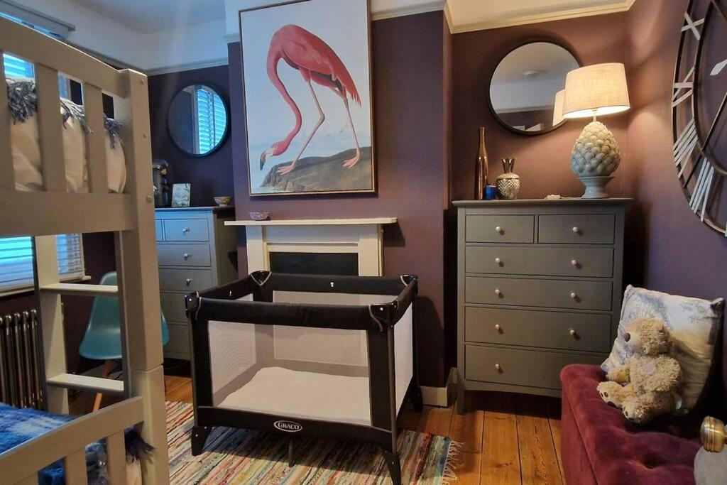Stylish Townhouse 15 Mins To Laines & Seafront Villa Brighton Екстериор снимка