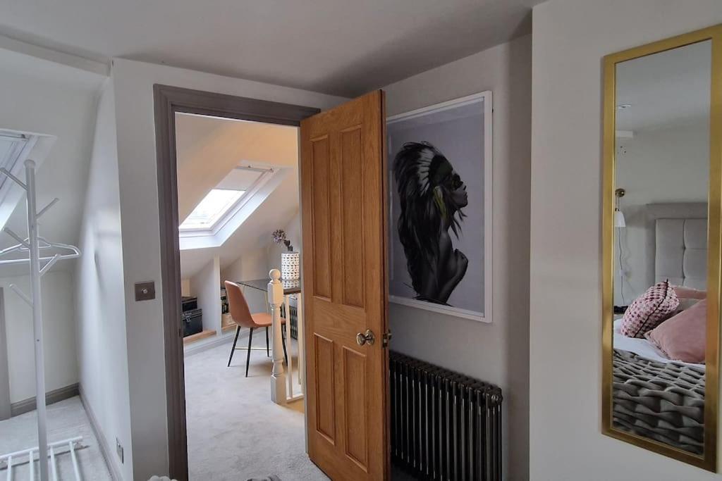 Stylish Townhouse 15 Mins To Laines & Seafront Villa Brighton Екстериор снимка