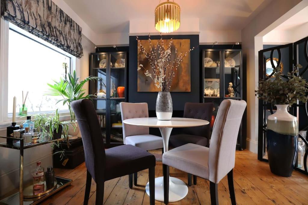 Stylish Townhouse 15 Mins To Laines & Seafront Villa Brighton Екстериор снимка