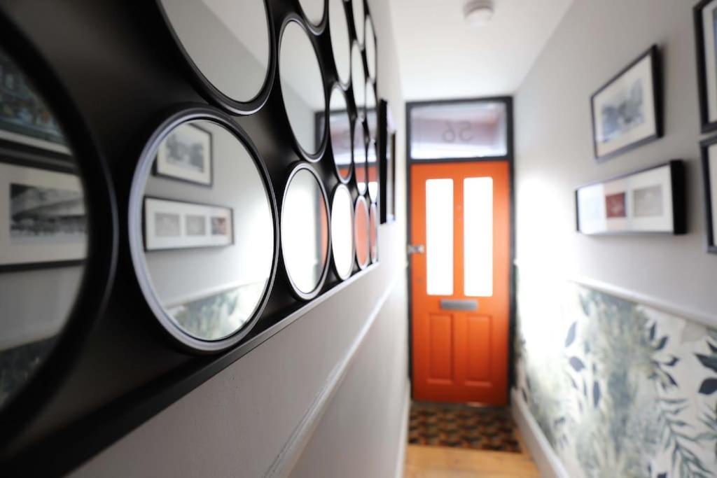 Stylish Townhouse 15 Mins To Laines & Seafront Villa Brighton Екстериор снимка